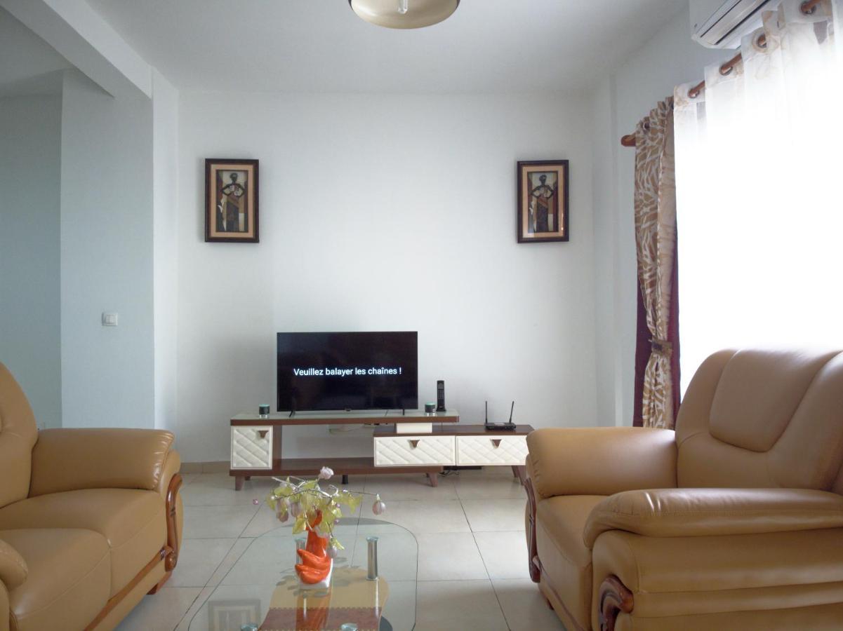 Nomsa Zen Appartement Abaga エクステリア 写真